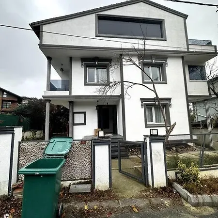 Luxury Detached In Kilyos Hotel Estambul